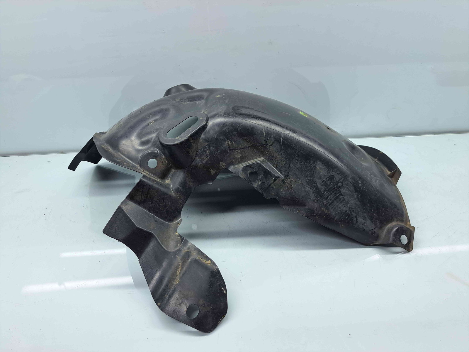 Carenaj roata dreapta fata Renault Megane 3 (B95) [Fabr 2008-2016] 638455332R - imagine 1