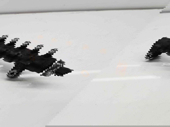 Rampa injectoare Ford Focus 2 (DA) [Fabr 2004-2012] 9654592680 1.6 TDCI DV6T 66KW / 90CP