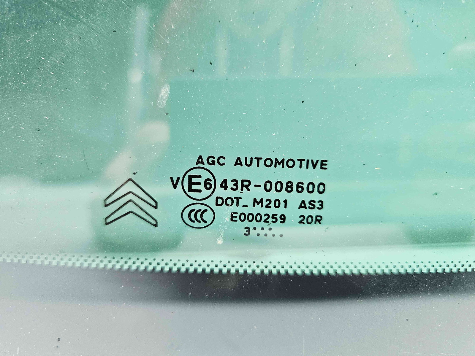 Geam caroserie fix stanga Citroen DS3 [Fabr 2009-2015] OEM - imagine 2