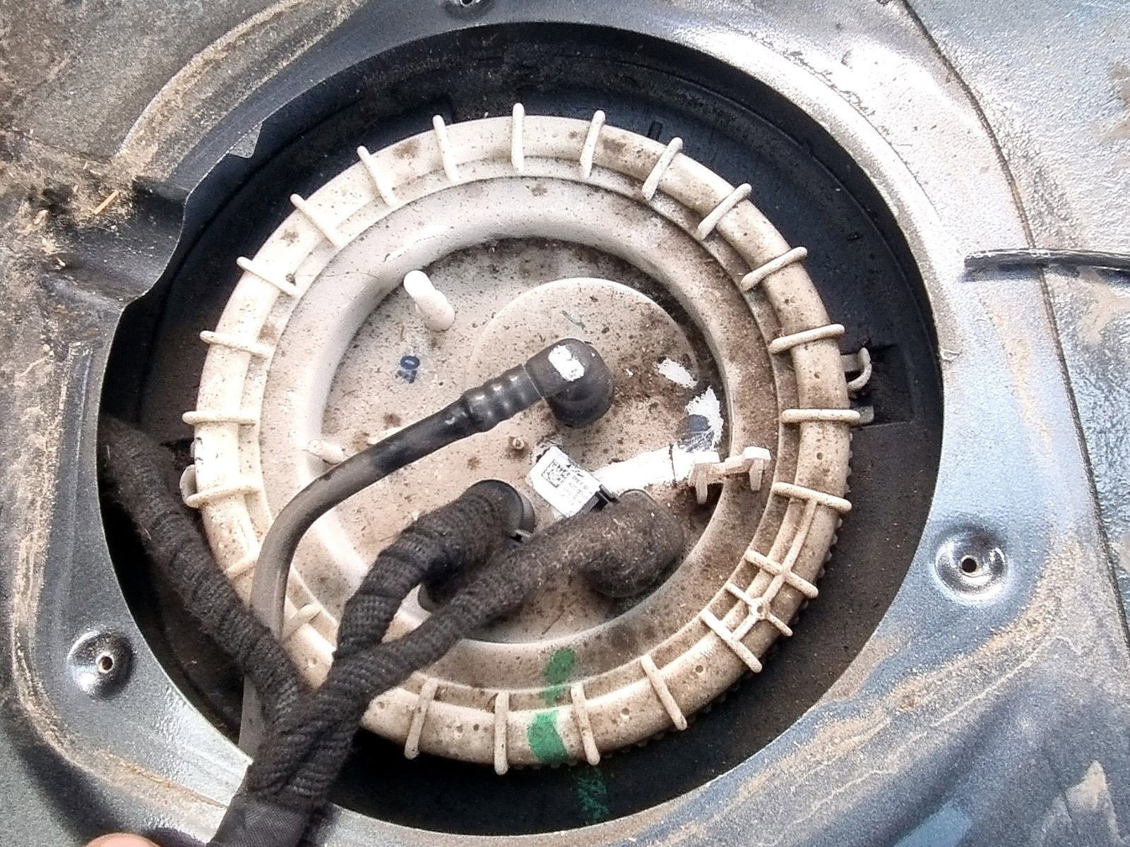 Pompa combustibil AUDI Q5 (8RB) [ Fabr 2008-2016] 8K0919051A 3.0 TDI CREC 245KW / 333CP - imagine 1