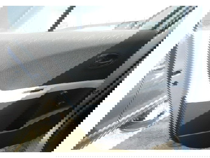 Fata de usa stanga spate Toyota Yaris 1.4 Diesel OEM 2005-2011