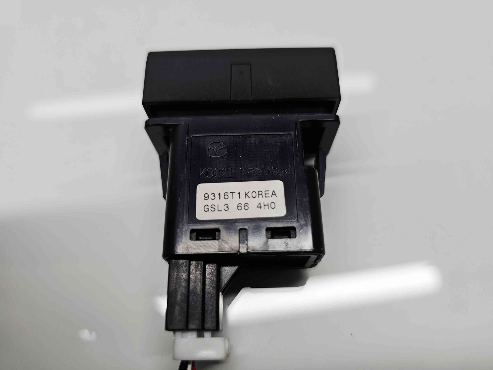 Buton avarii MAZDA 6 (GJ1) Facelift [Fabr 2018-2021] GSL3664H0 - imagine 2