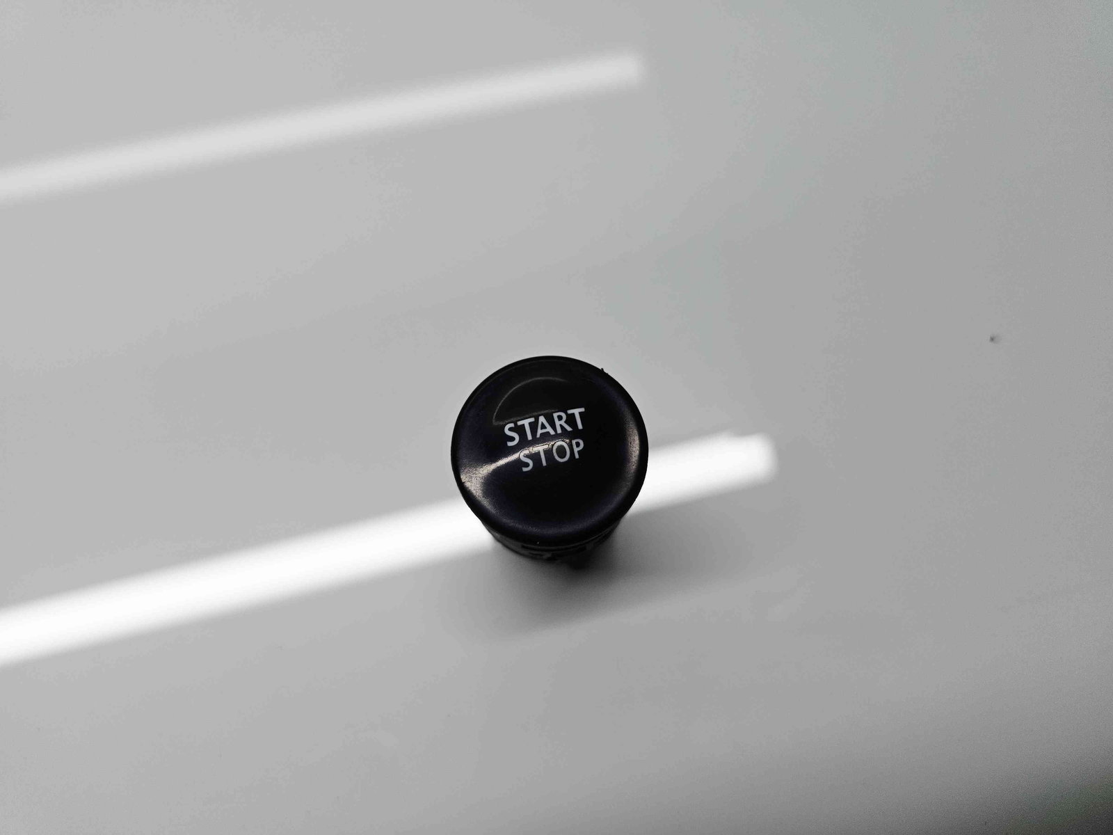 Buton START/STOP Renault Captur (X87) [Fabr 2013-2017] 506978R - imagine 1