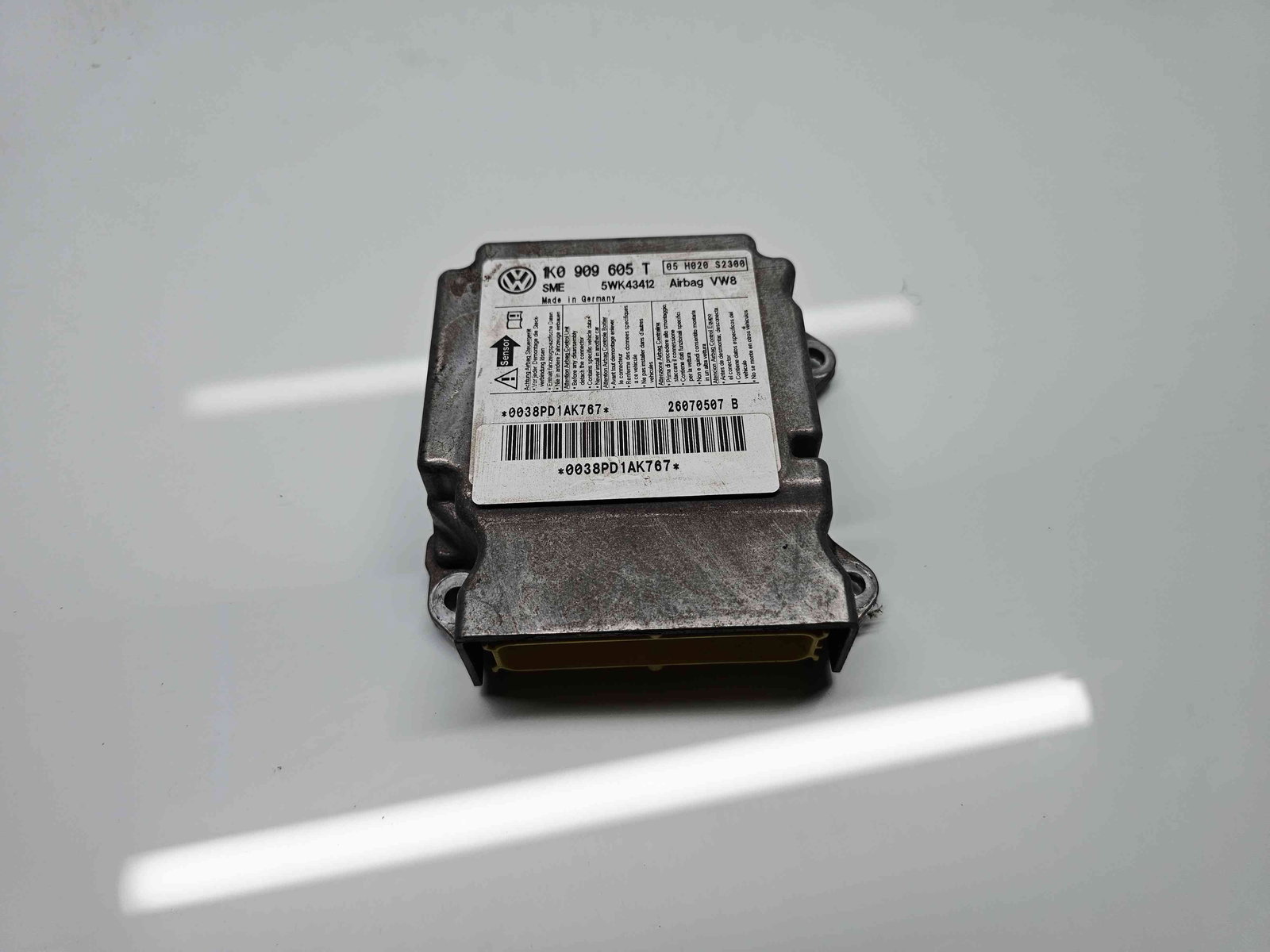Calculator airbag Volkswagen Golf 5 Variant (1K5) [Fabr 2007-2009] 1K0909605T 1.9 TDI BLS 77KW / 105CP