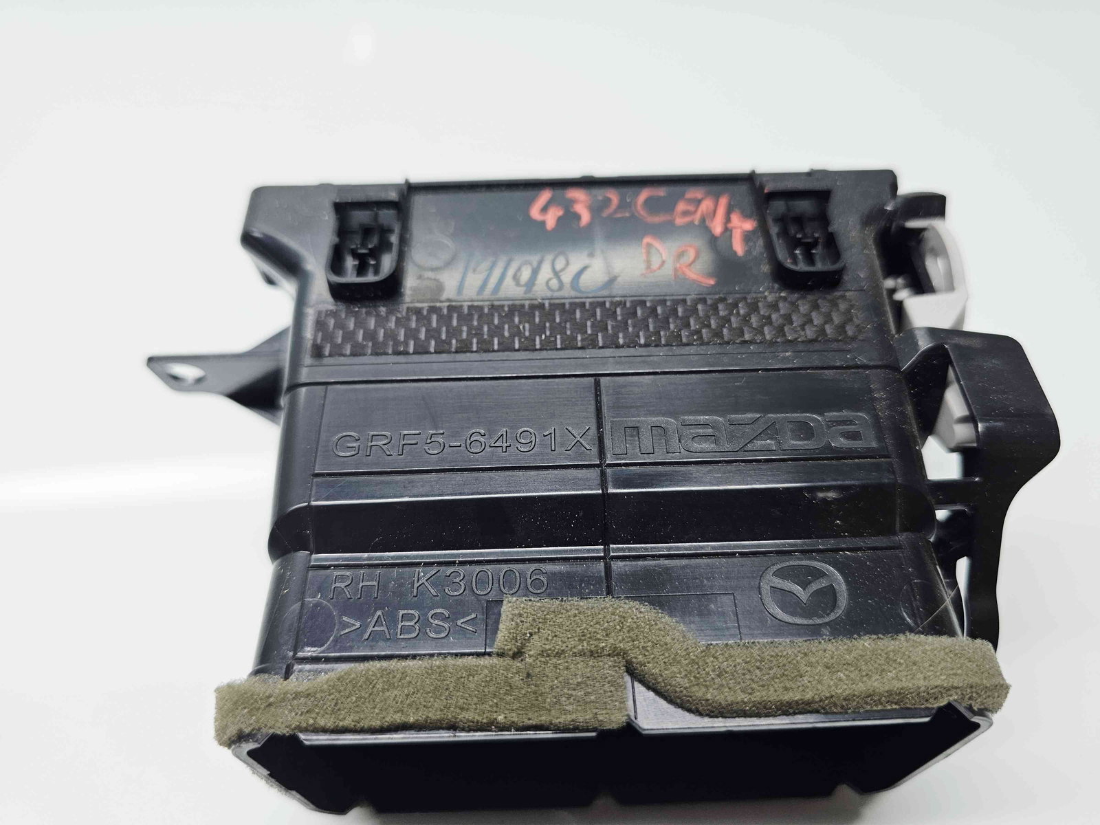 Grila aerisire centrala MAZDA 6 (GJ1) Facelift [Fabr 2018-2021] GRF5-6491X - imagine 5