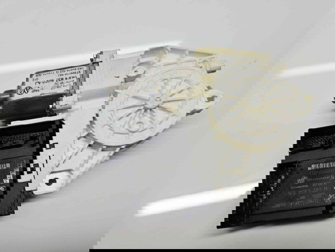 Motoras geam stanga fata Volkswagen Golf 5 Variant (1K5) [Fabr 2007-2009] 1K5837402AJ