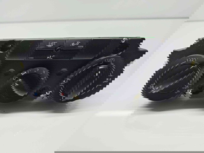  Panou comanda clima Volkswagen Golf 5 Variant (1K5) [Fabr 2007-2009] 1K0820047FT