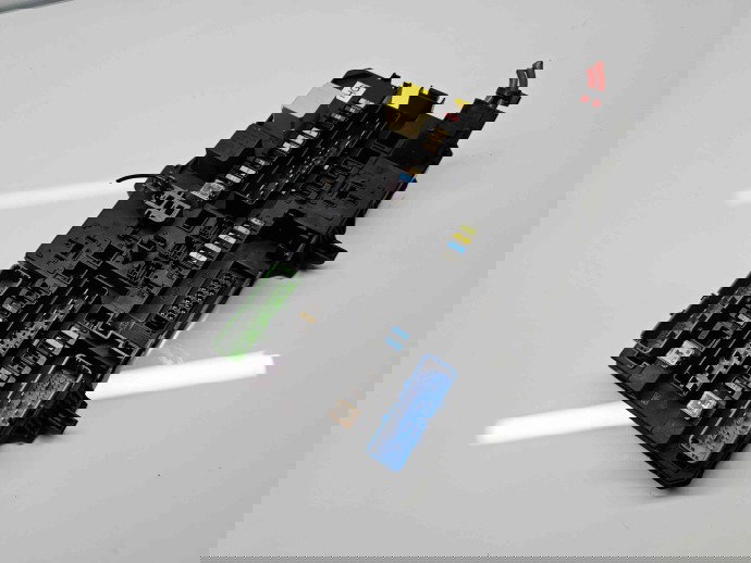  Panou sigurante OpelZafira B (A05) [Fabr 2006-2011] 13206759 