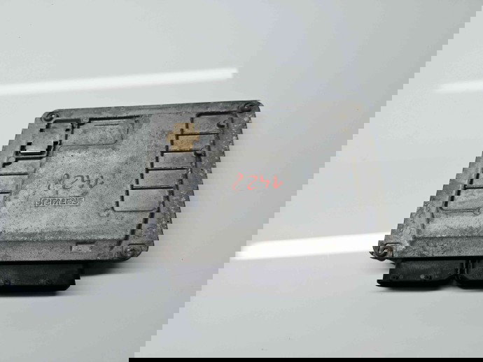 Calculator motor ECU Volkswagen Polo (9N) [Fabr 2001-2008] 03E906033 1.2 Benz AZQ 47KW / 64CP