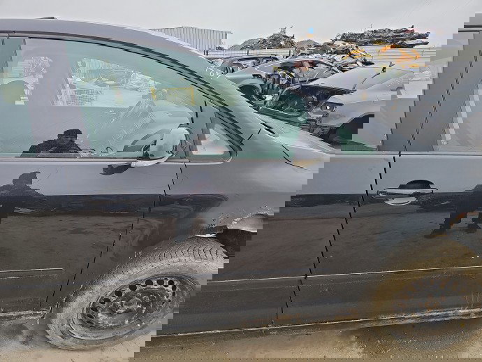 Usa dreapta fata Volkswagen Golf 5 Plus (5M1) [Fabr 2005-2008] OEM