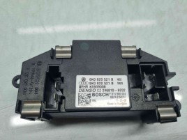  Releu  AUDI A4 (8K2, B8) [Fabr 2008-2015] 8K0820521B 