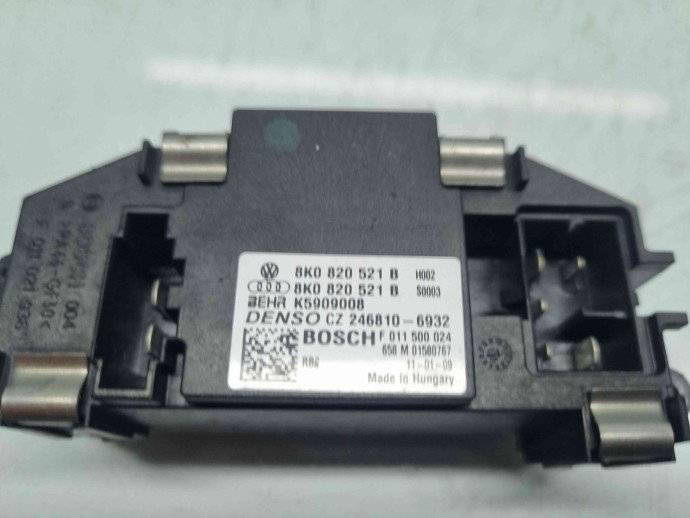  Releu  AUDI A4 (8K2, B8) [Fabr 2008-2015] 8K0820521B 
