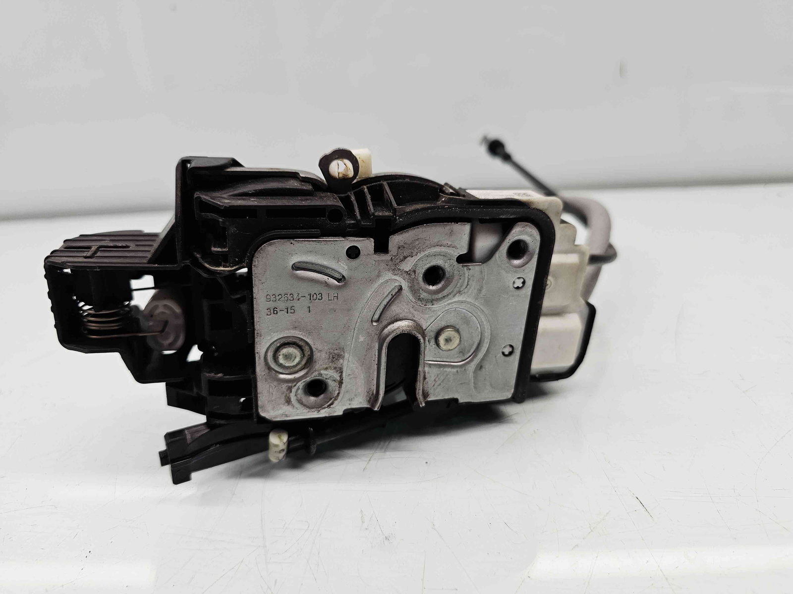 Broasca usa stanga fata Volvo V40 II Rdesign [Fabr 2013-2019] 31440391 - imagine 4