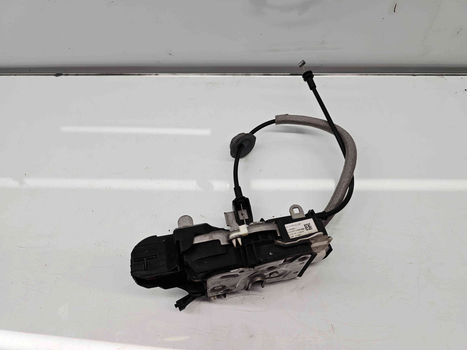 Broasca usa stanga fata Volvo V40 II Rdesign [Fabr 2013-2019] 31440391 - imagine 5