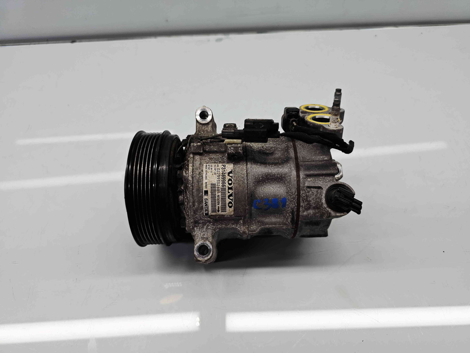 Compresor clima Volvo V40 II Rdesign [Fabr 2013-2019] 31469966 2.0 Benz B4204T 90KW / 122CP - imagine 1