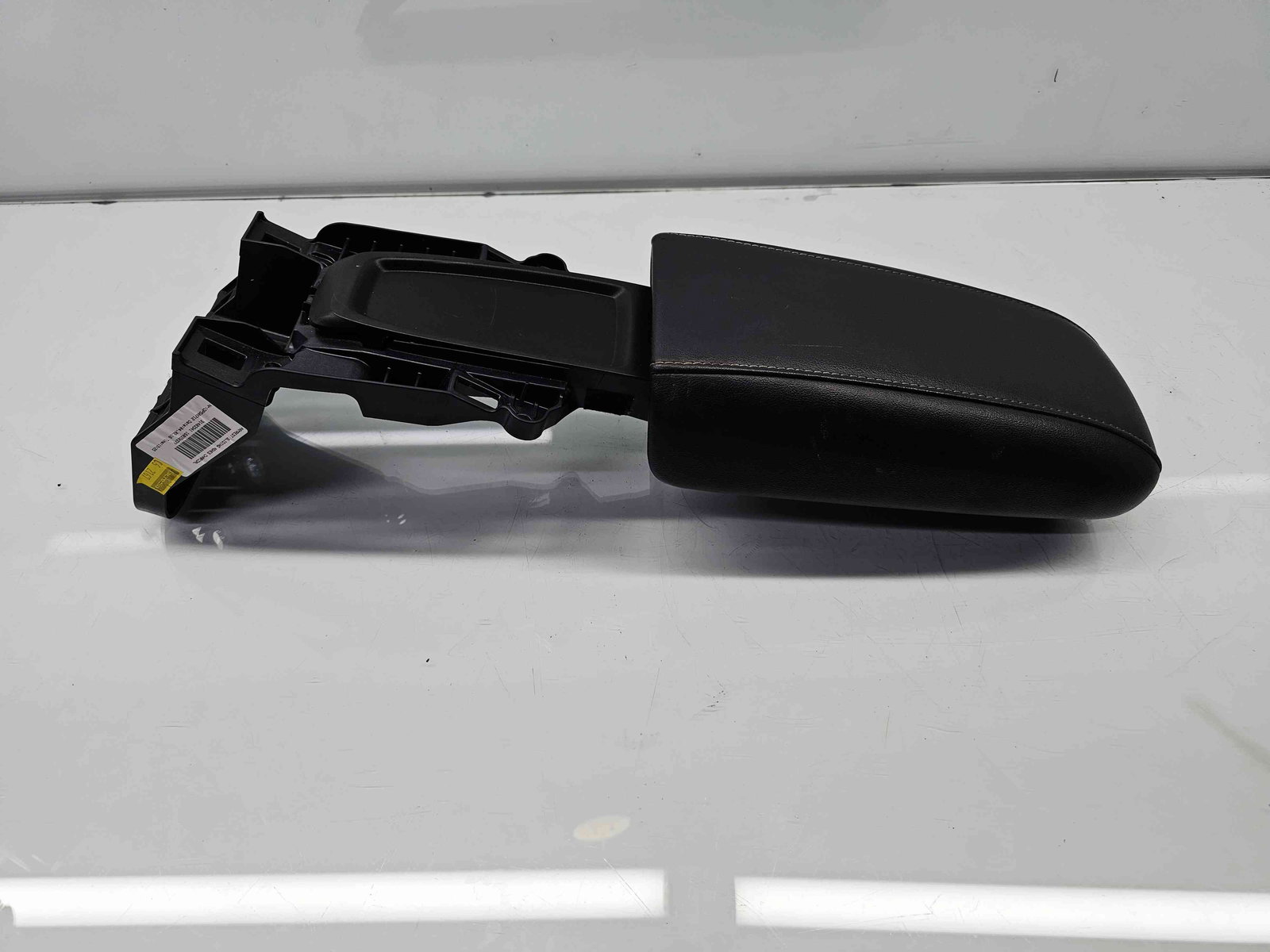 Cotiera Volvo V40 II Rdesign [Fabr 2013-2019] 31448087 - imagine 7