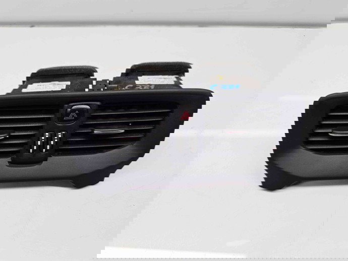  Grila aerisire centrala Volvo V40 II Rdesign [Fabr 2013-2019] 30780845