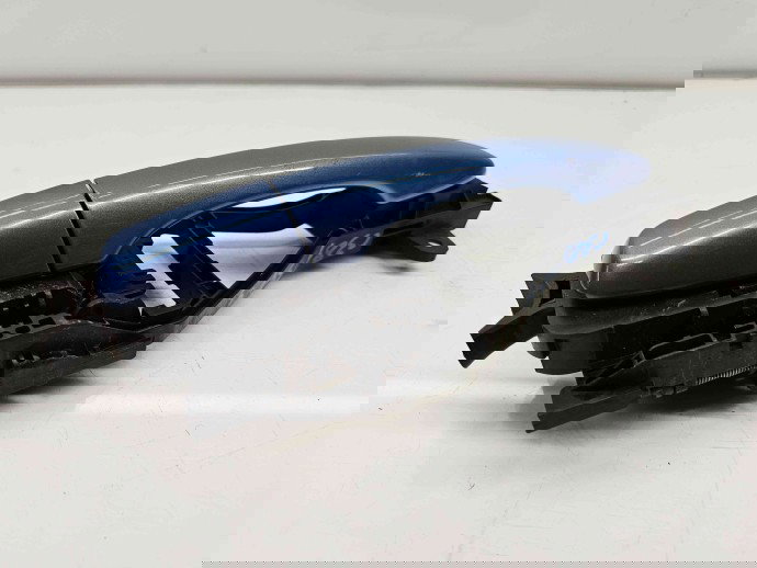 Maner usa stanga spate Volvo V40 II Rdesign [Fabr 2013-2019] 713 POWER BLUE METAL