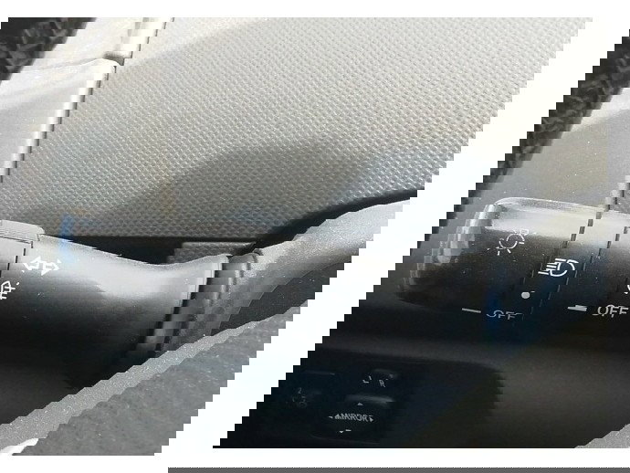 Maneta semnalizare Toyota Yaris 1.4 Diesel OEM 2005-2011