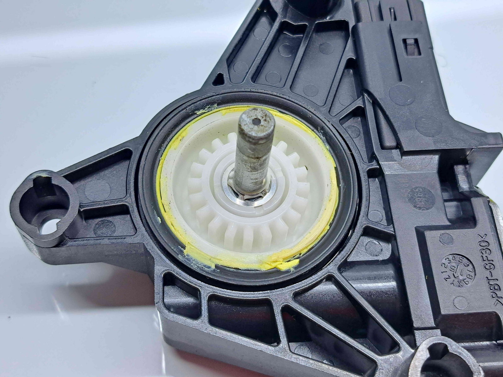 Motoras geam dreapta spate Volvo V40 II Rdesign [Fabr 2013-2019] 968740-101 - imagine 2