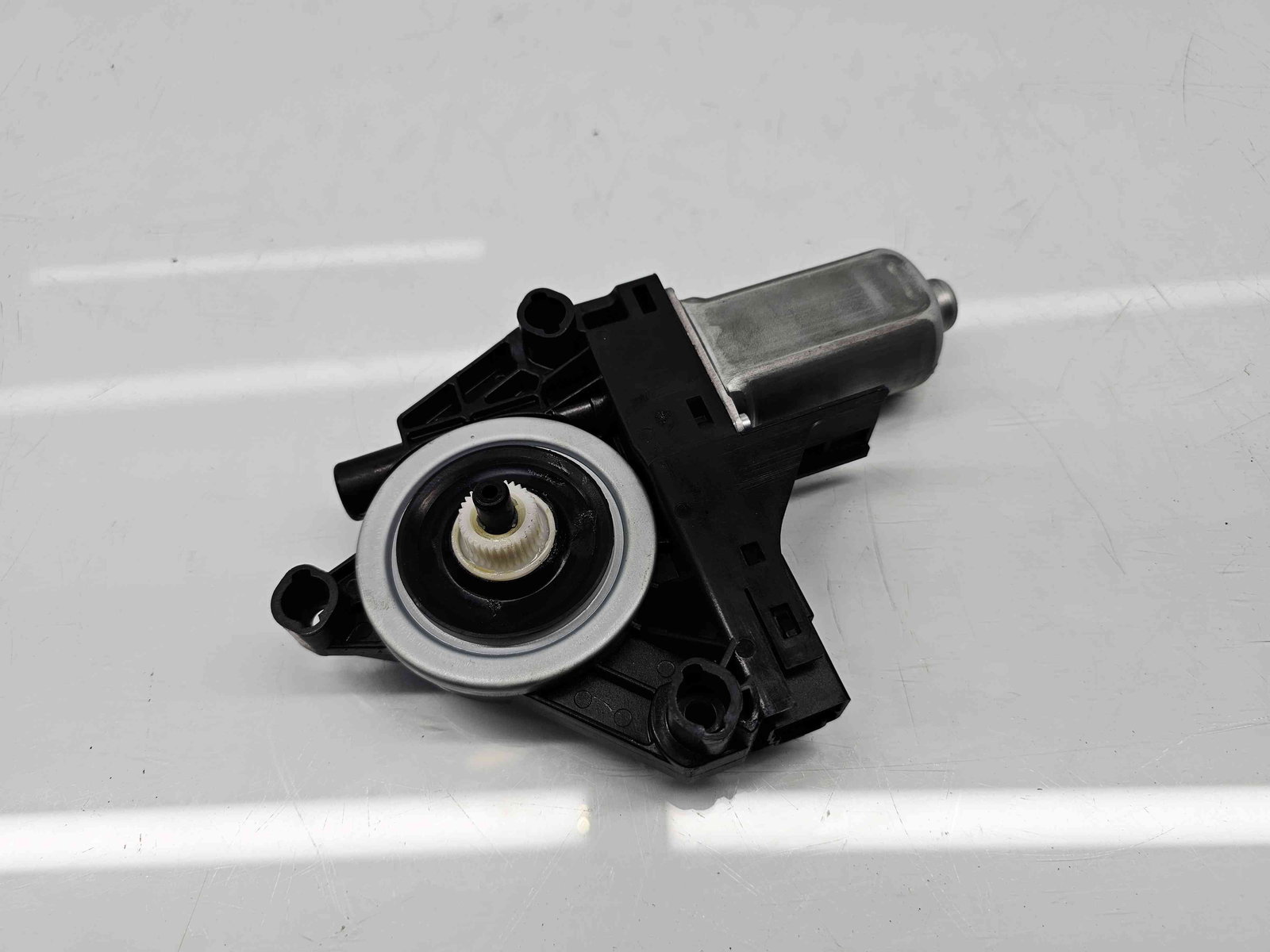 Motoras geam stanga fata Volvo V40 II Rdesign [Fabr 2013-2019] 966268-103 - imagine 1