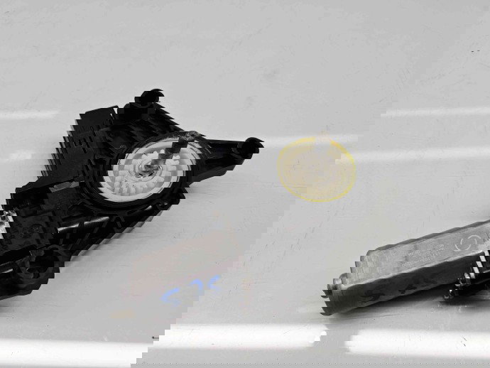 Motoras geam stanga spate Volvo V40 II Rdesign [Fabr 2013-2019] 968741-101