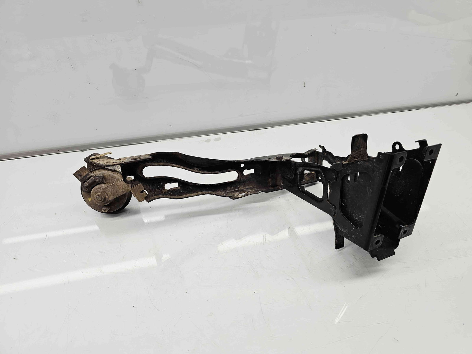 Suport far dreapta Bmw 1 (F20) [Fabr 2011-2017] KA9885 - imagine 4