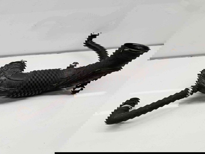 Tub admisie aer Bmw 1 (F20) [Fabr 2011-2017] 586509 2.0 N47D 85KW / 116CP