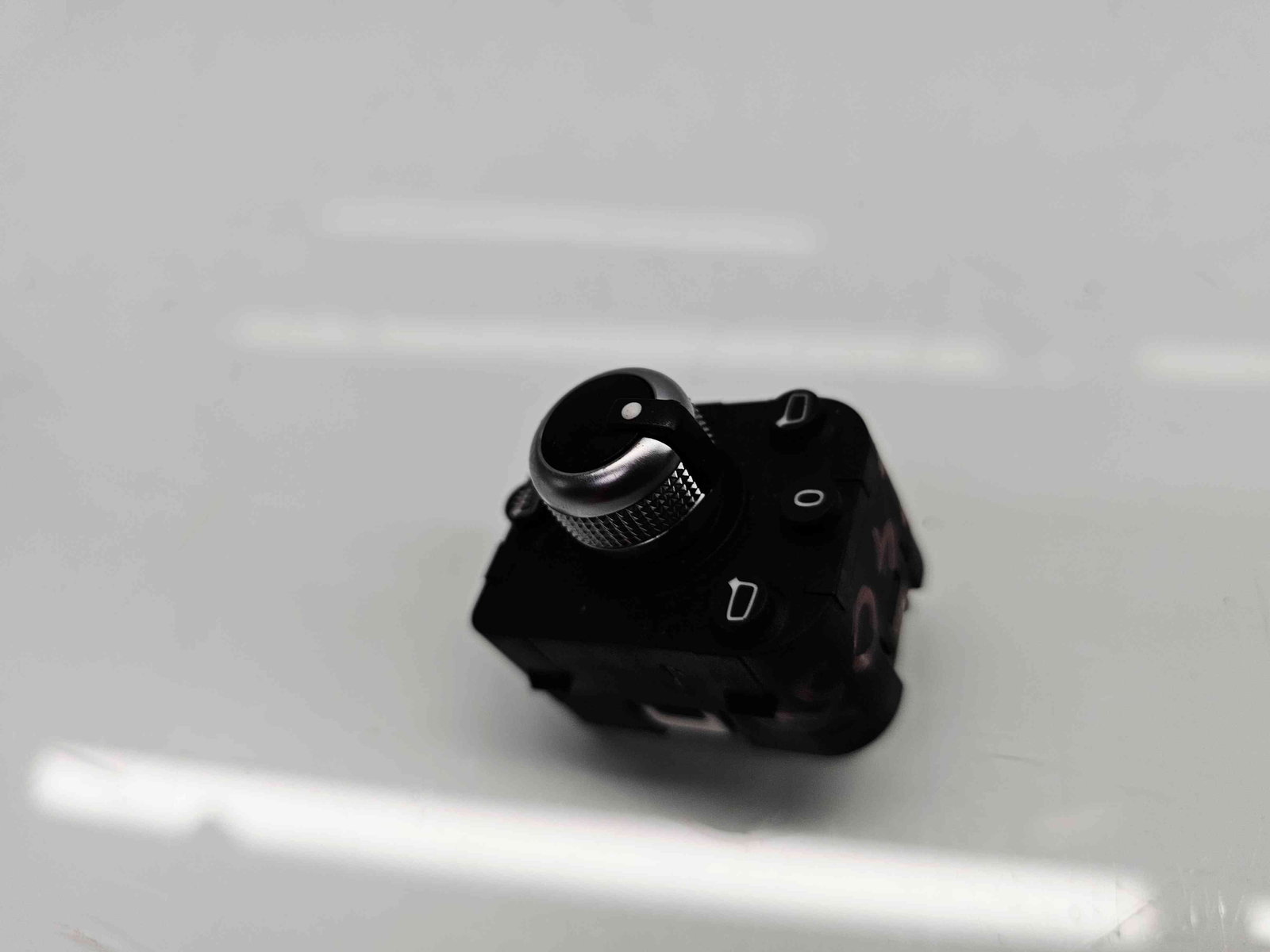 Buton reglaj oglinzi Audi A4 (8W2, B9) [Fabr 2015-2023] 4M0959565H - imagine 6