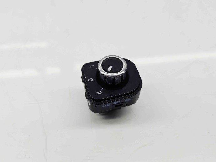  Buton reglaj oglinzi Volkswagen Golf 6 (5K1) GTI [Fabr 2009-2013] 5K2959565