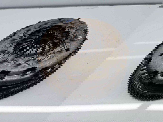 Kit ambreiaj volanta masa dubla Volvo V40 II Rdesign [Fabr 2013-2019] 2.0 Benz B4204T31437170 90KW / 122CP