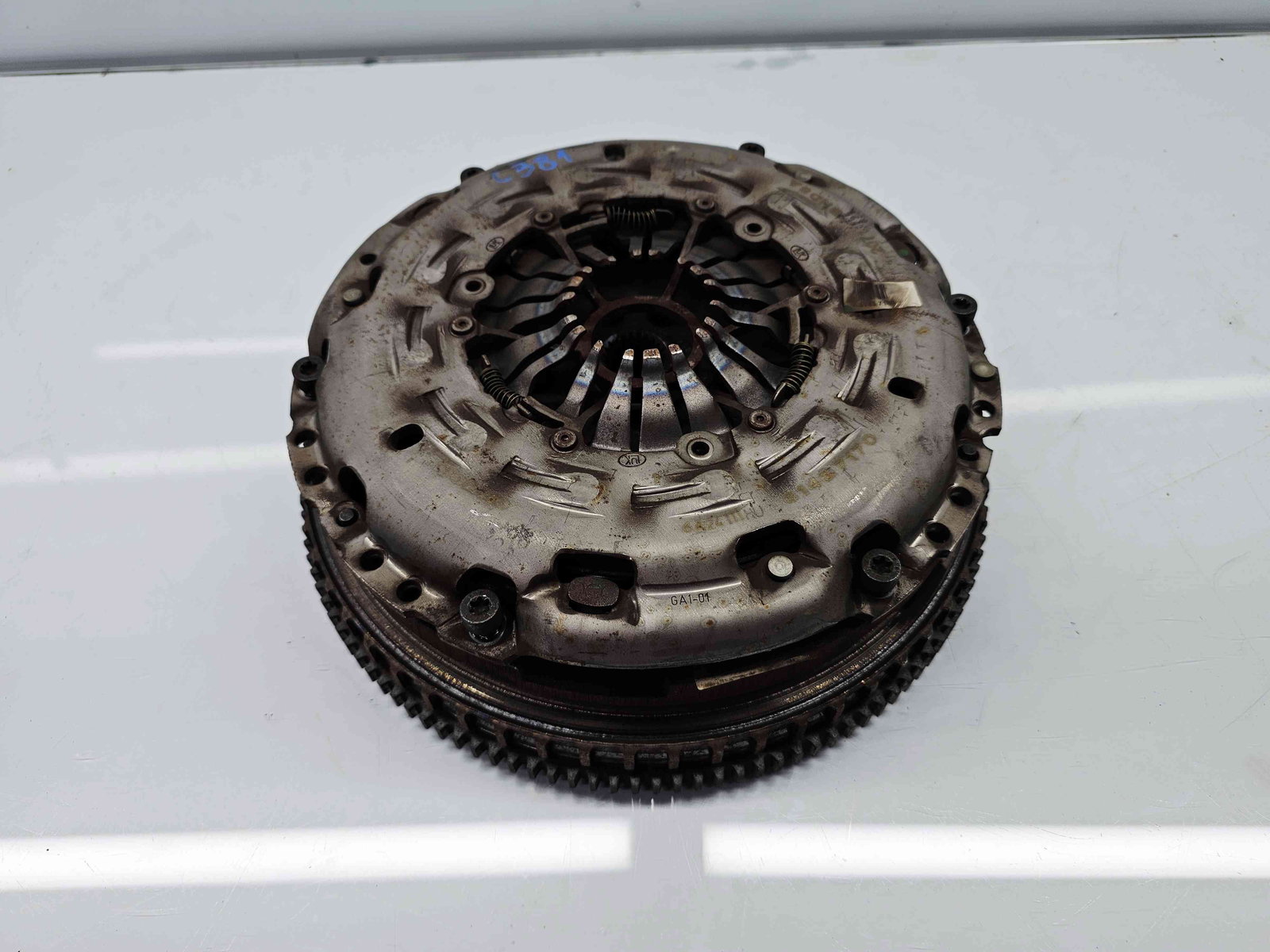 Kit ambreiaj volanta masa dubla Volvo V40 II Rdesign [Fabr 2013-2019] 2.0 Benz B4204T31437170 90KW / 122CP - imagine 1