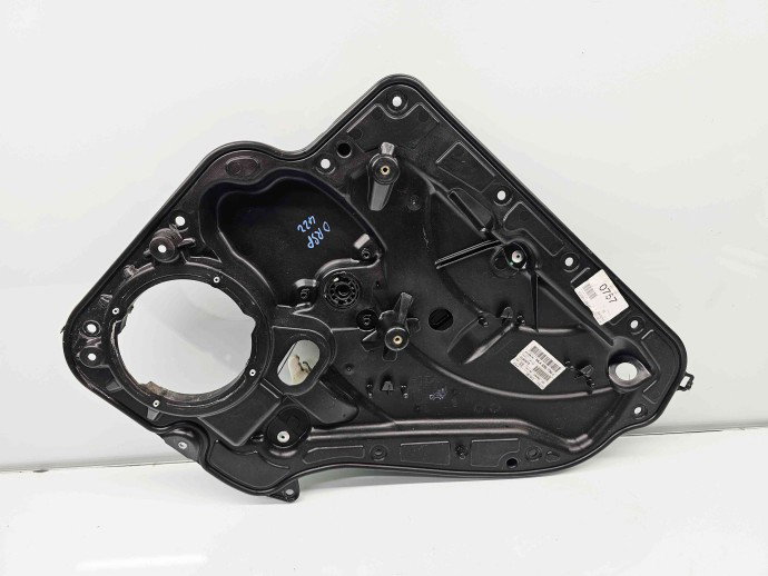 Macara electrica geam dreapta spate Volkswagen Golf 6 (5K1) GTI [Fabr 2009-2013] 5K4839730J