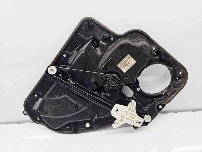 Macara electrica geam dreapta spate Volkswagen Golf 6 (5K1) GTI [Fabr 2009-2013] 5K4839730J