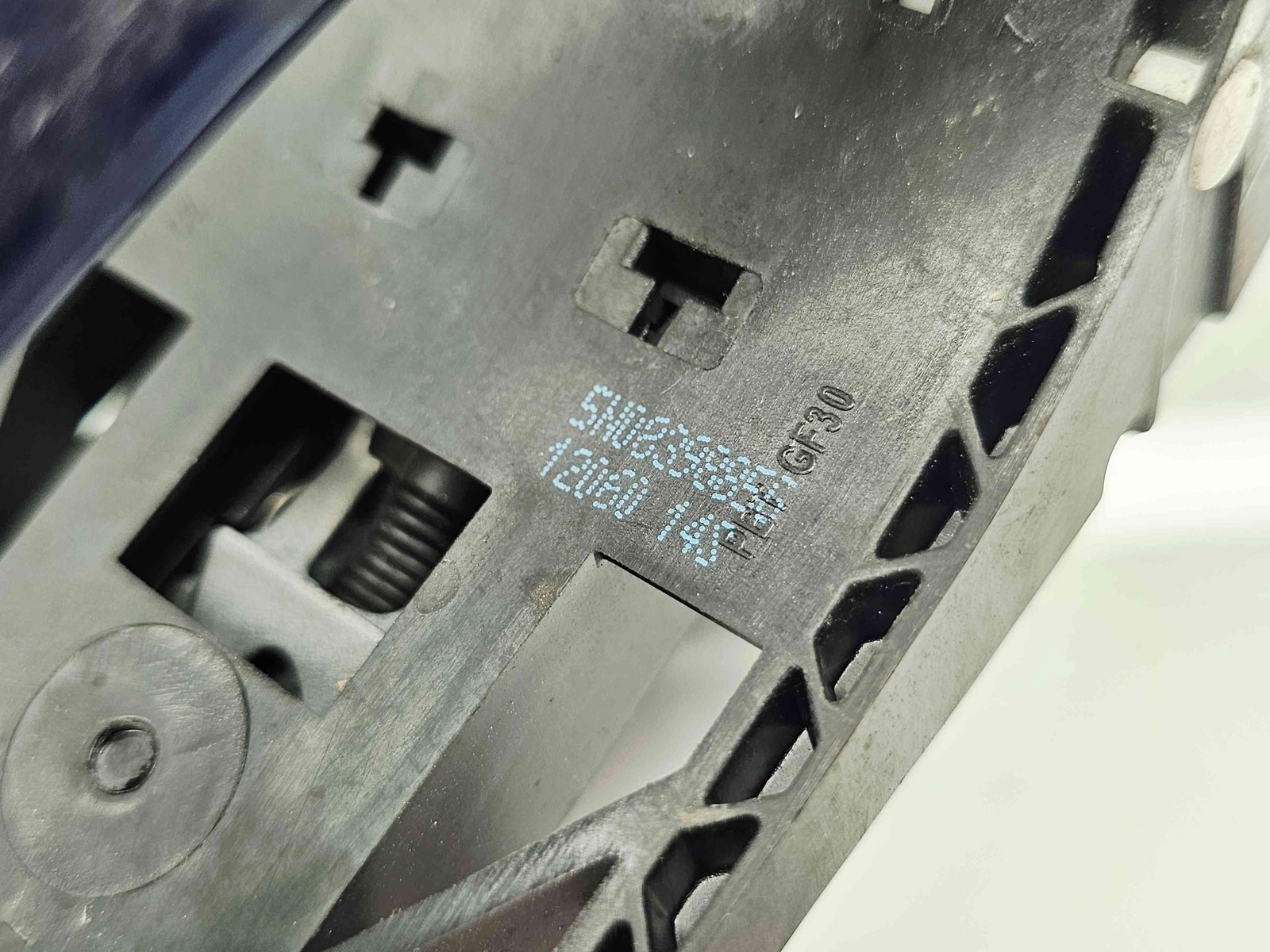 Maner usa stanga fata Volkswagen Golf 6 (5K1) GTI [Fabr 2009-2013] LD5Q - imagine 3