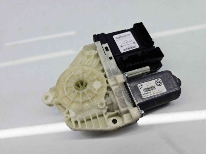 Motoras geam dreapta fata Volkswagen Golf 6 (5K1) GTI [Fabr 2009-2013] 5K0959701D
