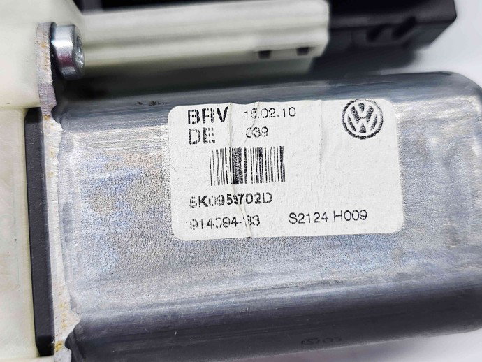 Motoras geam stanga fata Volkswagen Golf 6 (5K1) GTI [Fabr 2009-2013] 5K0959702D