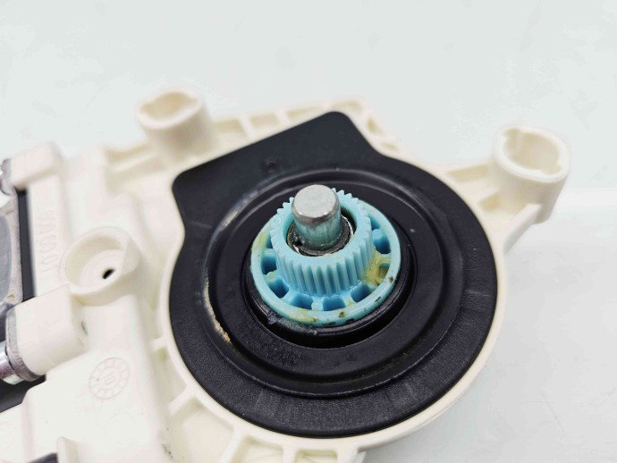 Motoras geam stanga spate Volkswagen Golf 6 (5K1) GTI [Fabr 2009-2013] 5K0959703C
