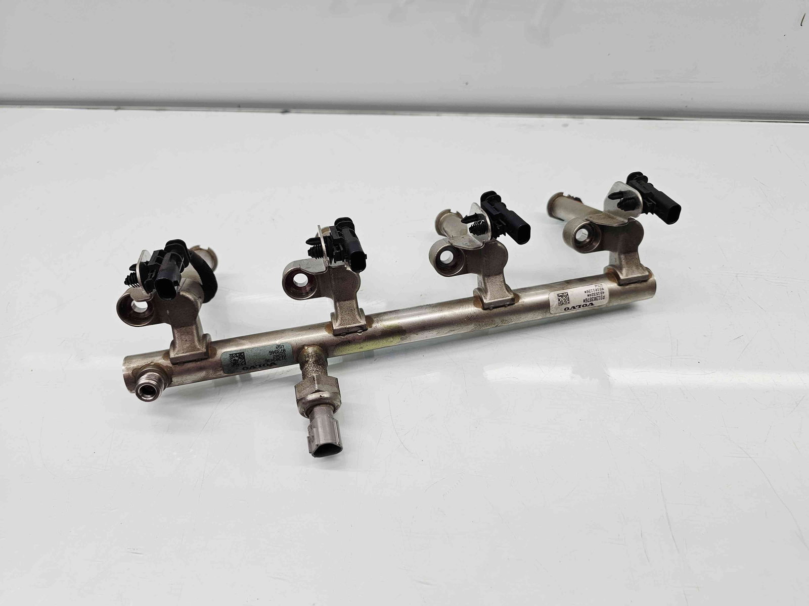 Rampa injectoare Volvo V40 II Rdesign [Fabr 2013-2019] 31303496 2.0 Benz B4204T 90KW / 122CP - imagine 2