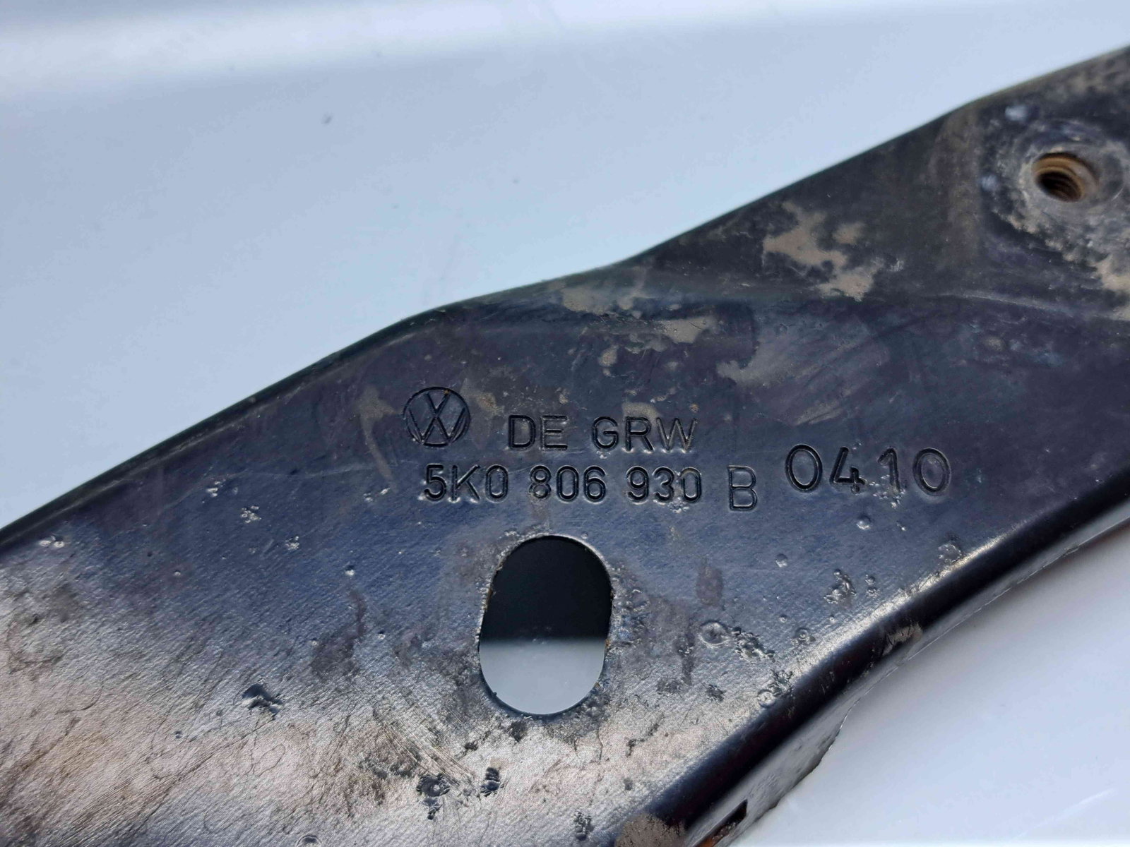 Suport far dreapta Volkswagen Golf 6 (5K1) GTI [Fabr 2009-2013] 5K0806930B - imagine 2