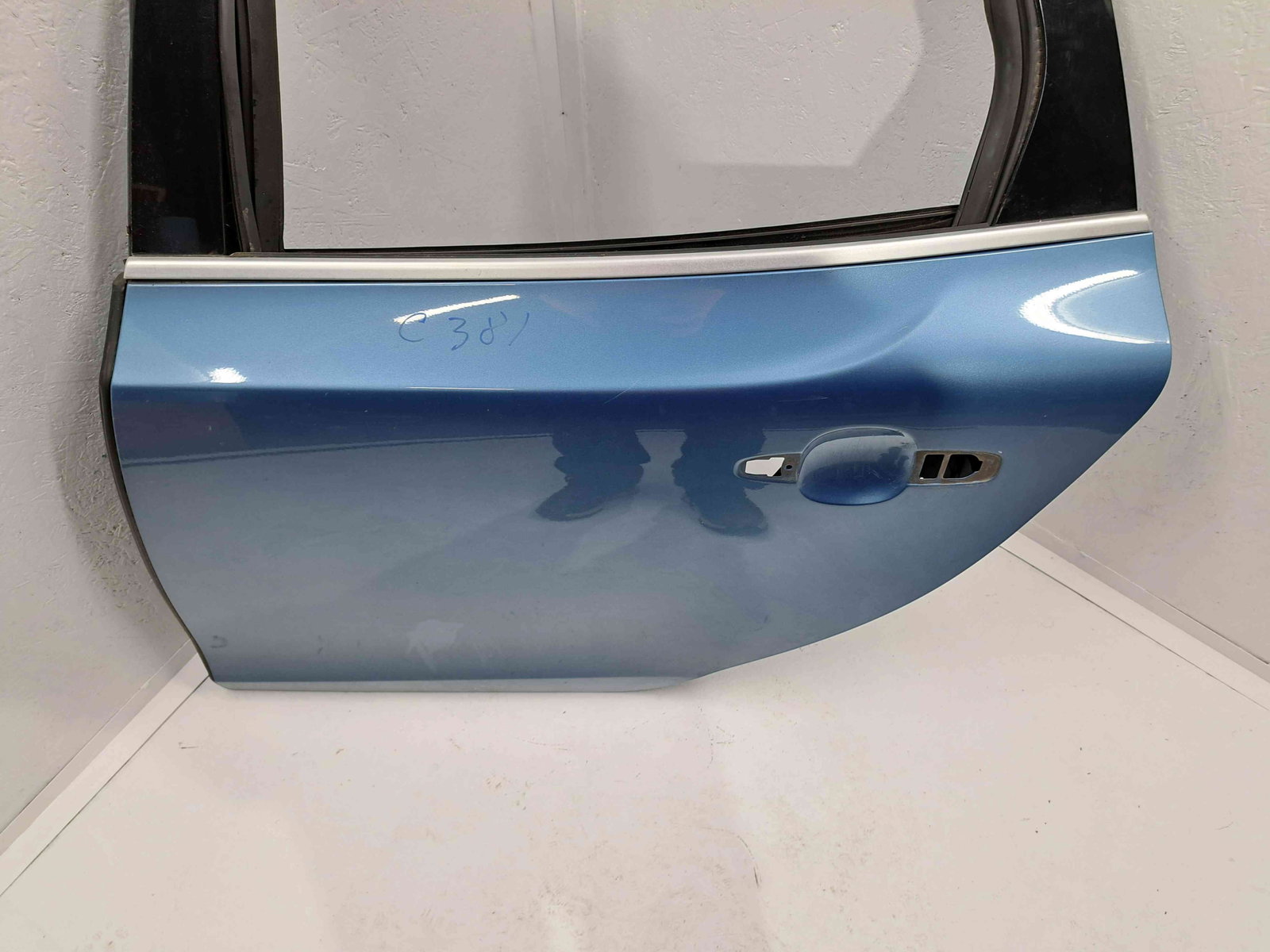Usa stanga spate Volvo V40 II Rdesign [Fabr 2013-2019] 713 POWER BLUE METAL - imagine 4