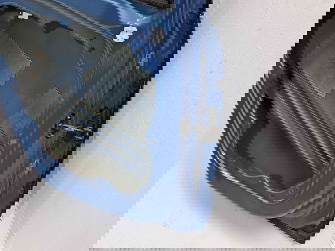 Usa stanga spate Volvo V40 II Rdesign [Fabr 2013-2019] 713 POWER BLUE METAL