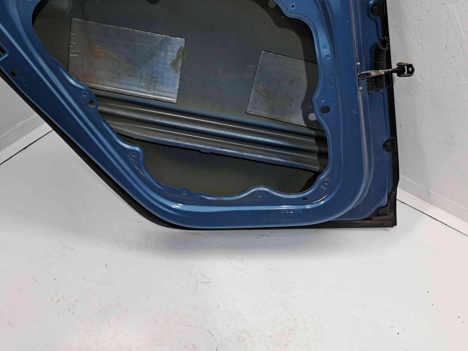 Usa stanga spate Volvo V40 II Rdesign [Fabr 2013-2019] 713 POWER BLUE METAL - imagine 9