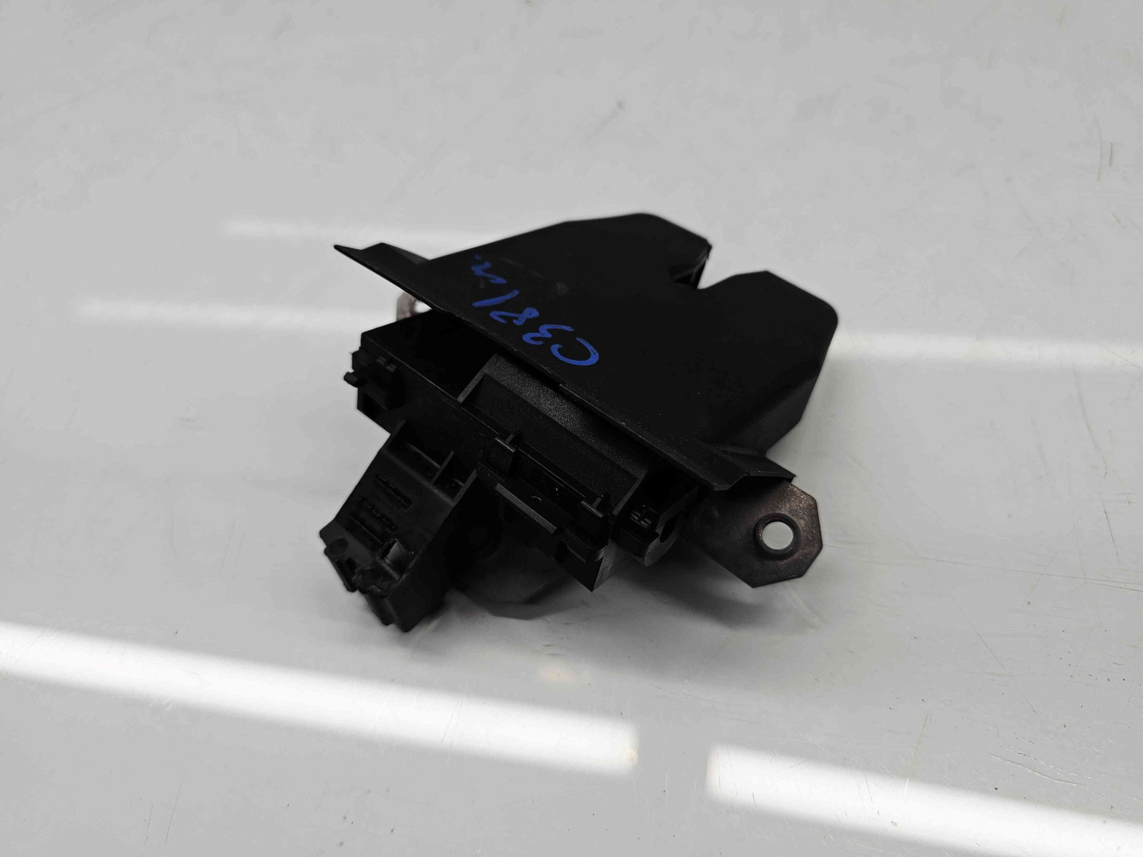 Broasca haion Volvo V40 II Rdesign [Fabr 2013-2019] 31440245 - imagine 6