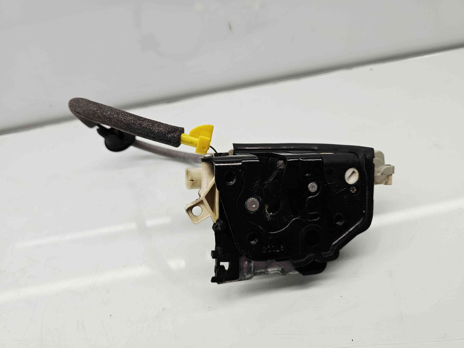 Broasca usa dreapta spate Audi A4 (8W2, B9) [Fabr 2015-2023] 4G0839016F - imagine 4