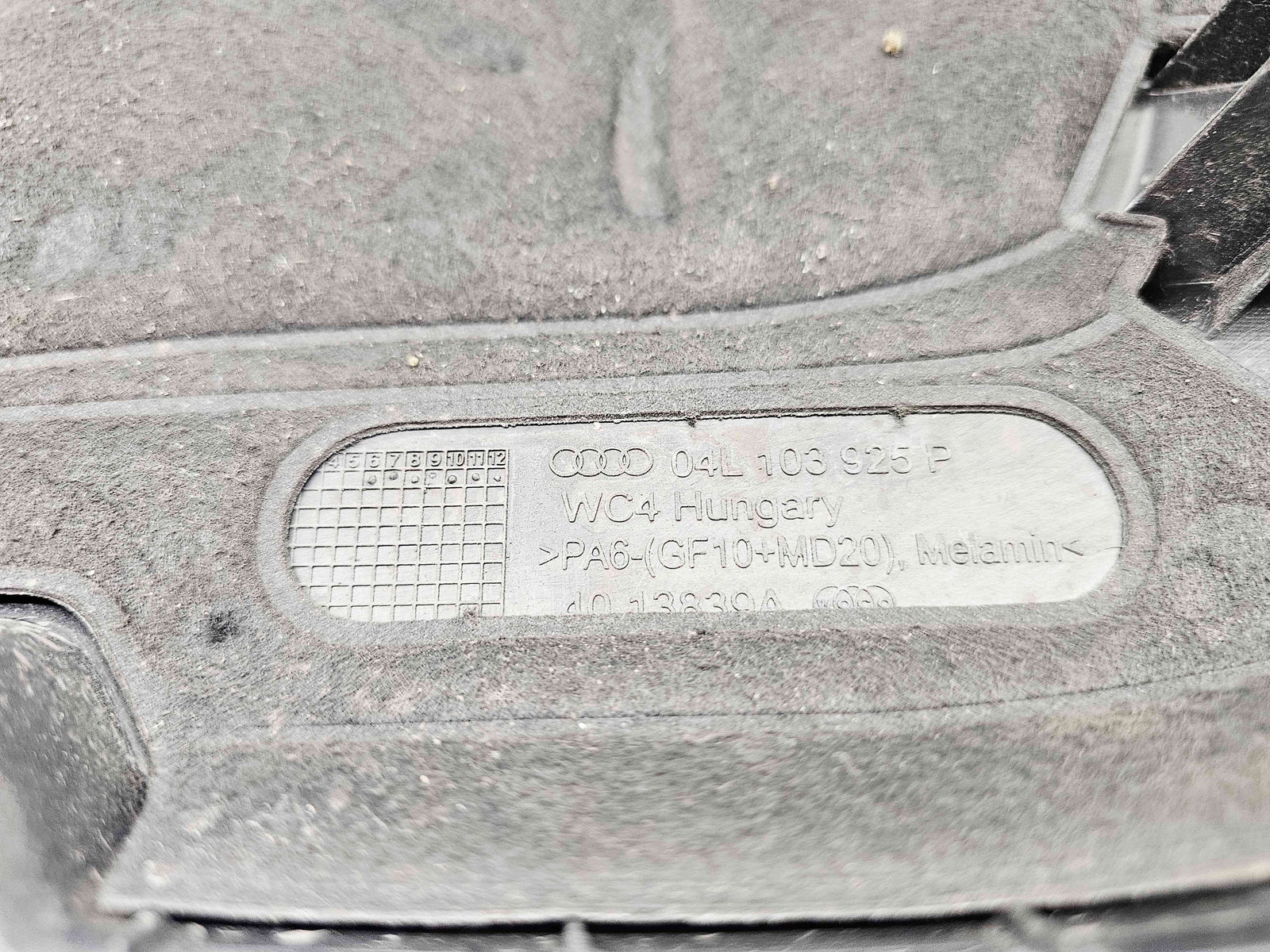 Capac motor Audi A4 (8W2, B9) [Fabr 2015-2023] 04L103925P 2.0 TDI DETA 140KW / 190CP - imagine 4