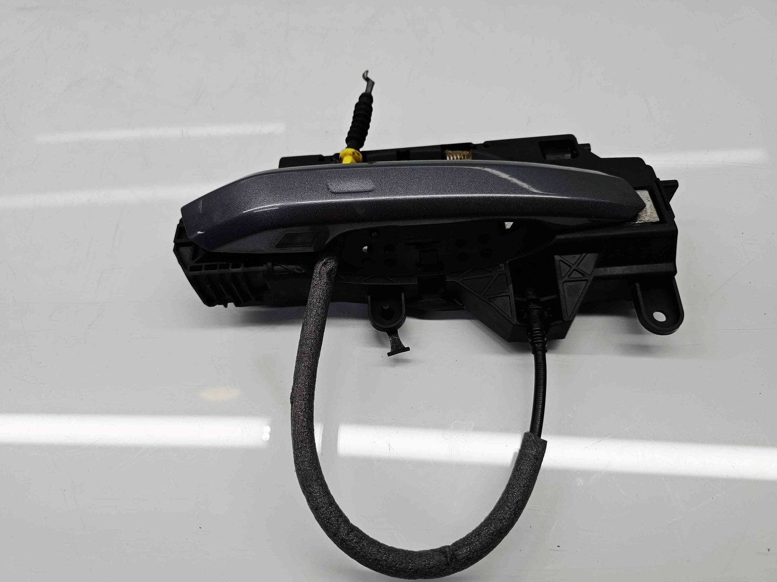 Maner usa dreapta spate Audi A4 (8W2, B9) [Fabr 2015-2023] LX7R - imagine 2