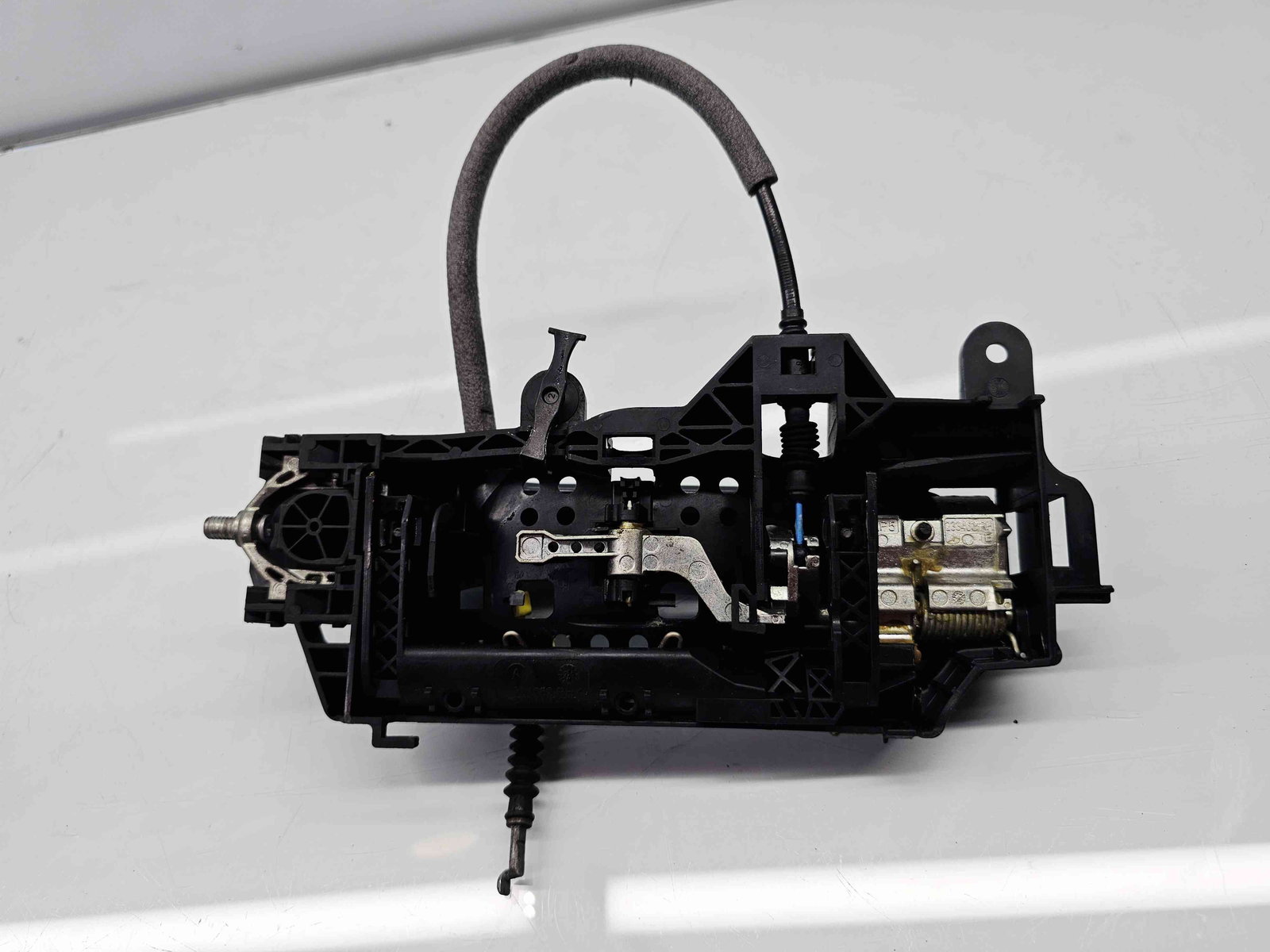 Maner usa dreapta spate Audi A4 (8W2, B9) [Fabr 2015-2023] LX7R - imagine 5