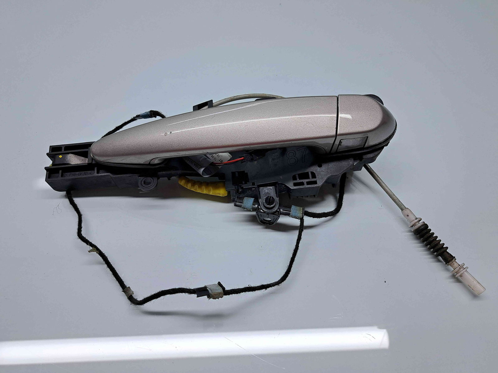 Maner usa stanga fata Bmw 1 cabriolet (E88) [Fabr 2008-2013] A72 KASCHMIRSILBER - imagine 1