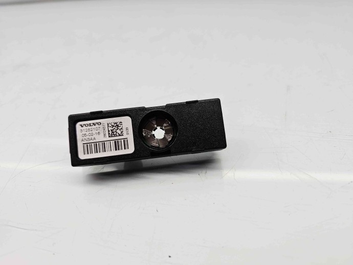  Modul confort Volvo V40 II Rdesign [Fabr 2013-2019] 31282107